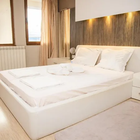 2Bd Apartment In The Centre Of Burgas ブルガス