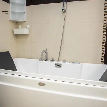 アパート 2Bd Apartment In The Centre Of Burgas